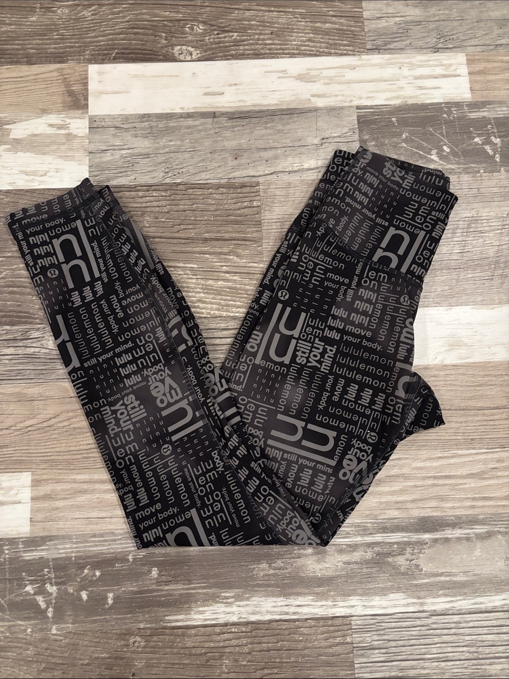 lululemon athletica leggings with logo